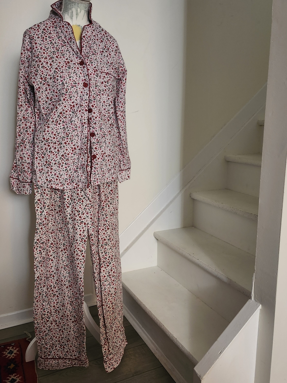 La Vie En Rose Pink and Red Floral Pajama Set 100% Cotton